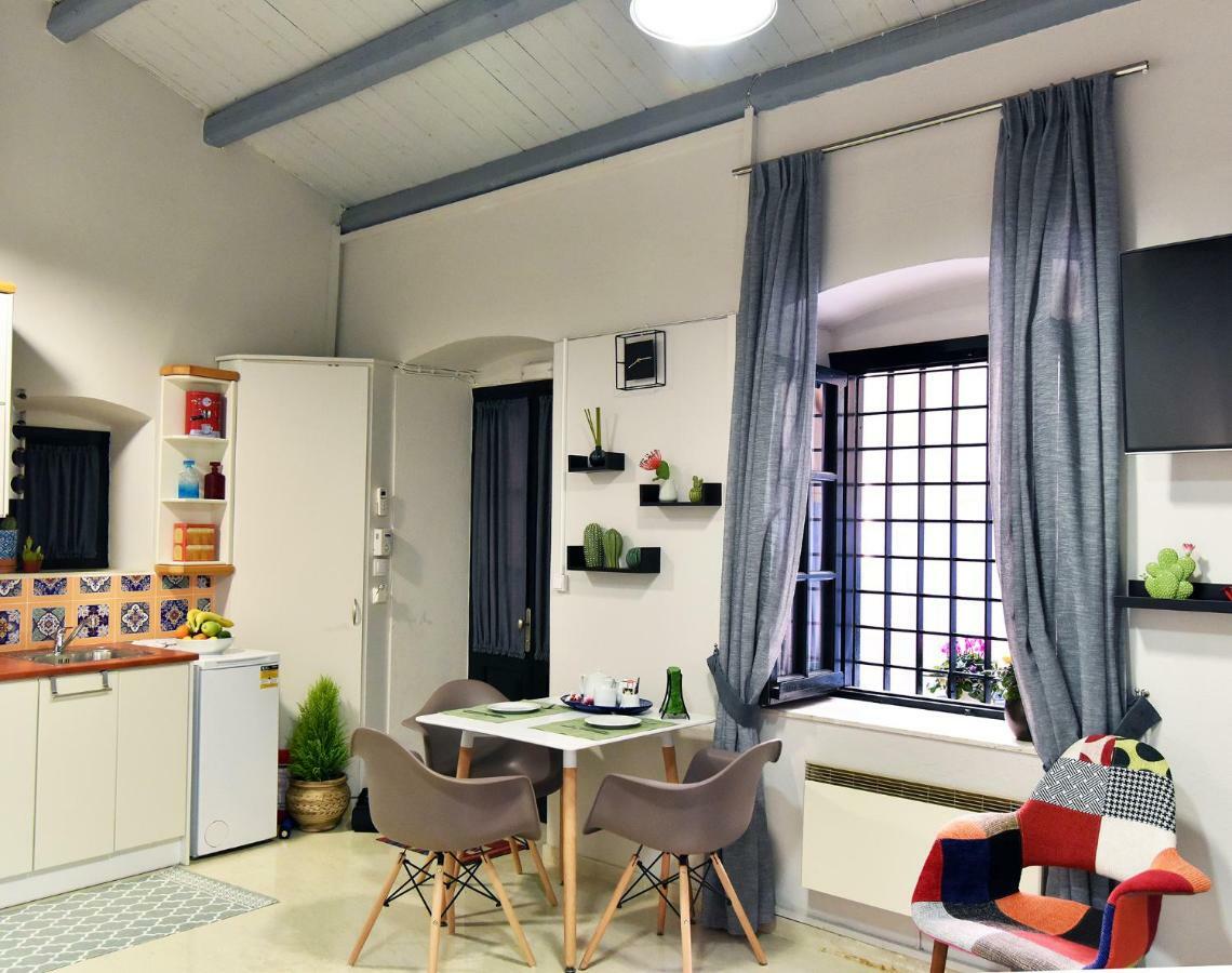 Corfu  Charming Venetian Town House In The Old Town Of Corfu 빌라 외부 사진