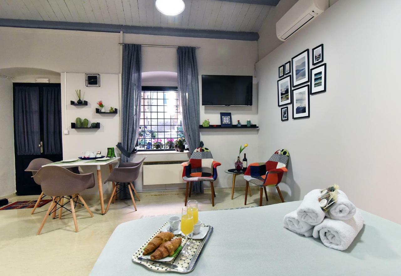 Corfu  Charming Venetian Town House In The Old Town Of Corfu 빌라 외부 사진